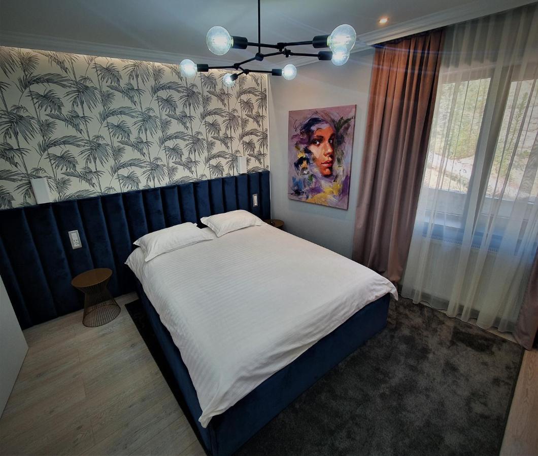 Casa Campeanu Hotell Glod  Eksteriør bilde